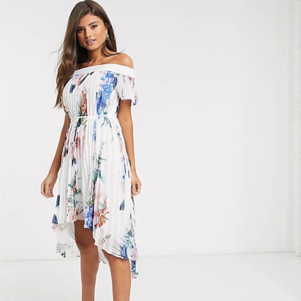 🌟Host Pick🌟Ted Baker London Luner Jamboree Off Shoulder Floral Pleated Dress